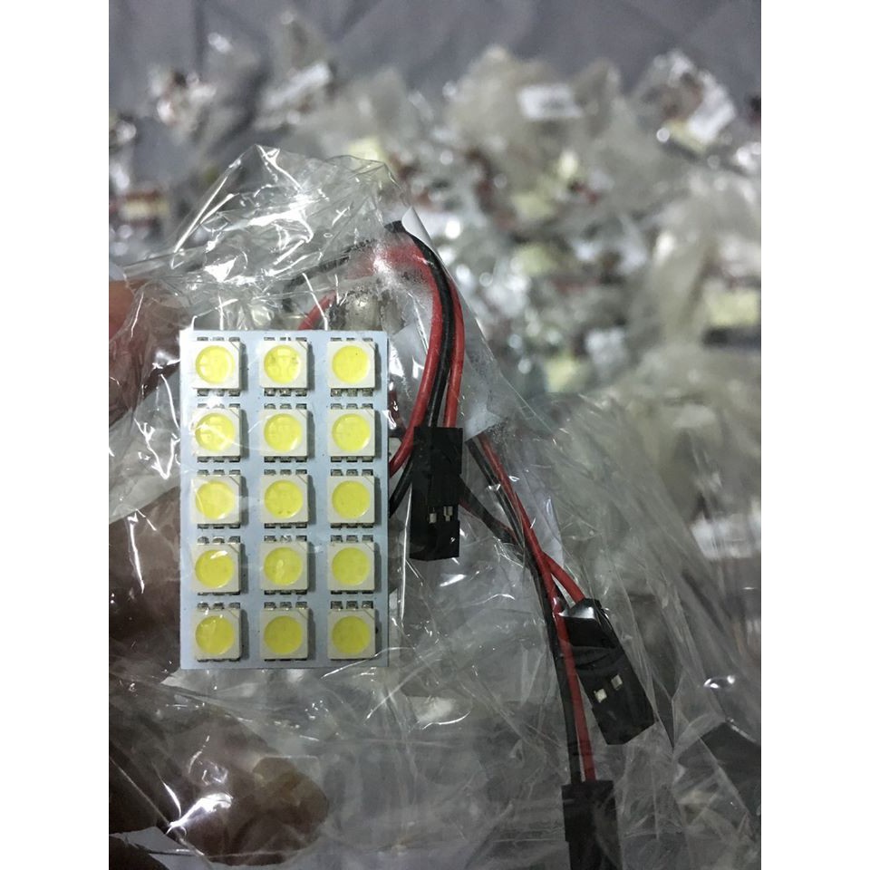 หลอดไฟเพดานรถยนต์ LED 15 ชิป SMD สีขาว 12 V ขนาด 21mm.