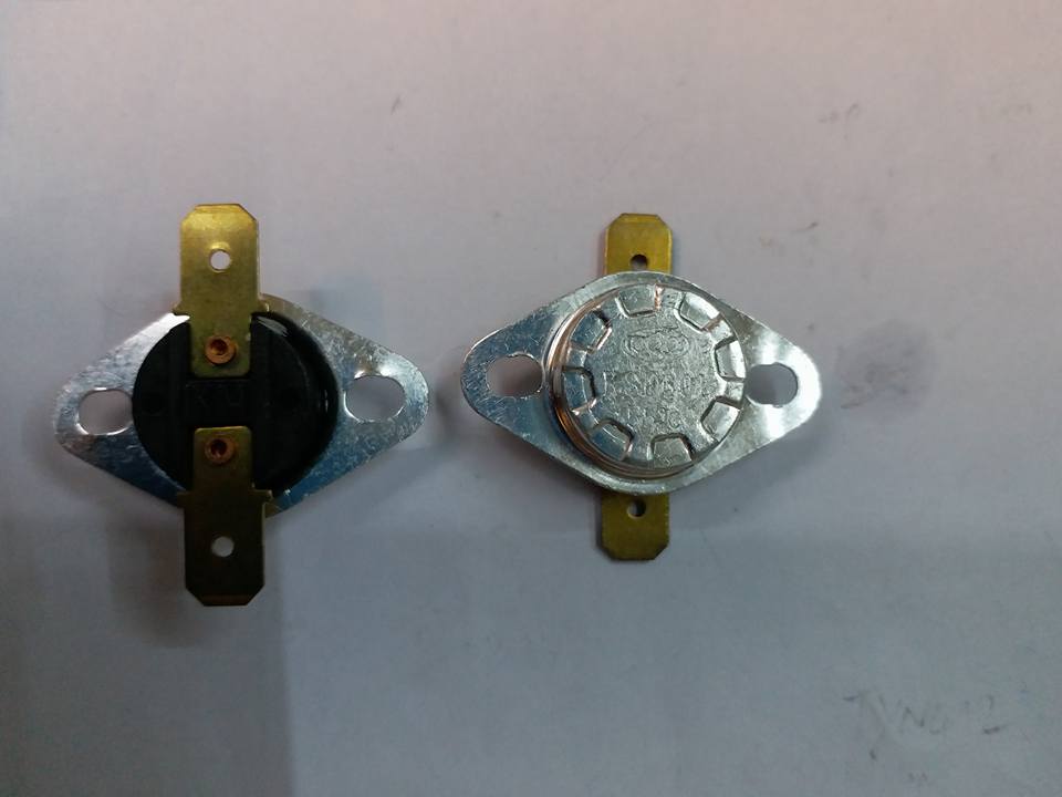 เทอร์โมสตัท55cรุ่นKSD301ราคาตัวล่ะแกนหมุนไม่ได้55องศาชนิดNCร้อนตัดไม่ทำงาน10A250VACThermostatควบคุมอุณหภูมิ ตัวตัดอุณหภูมิแกนหมุนไม่ได้ราคาตัวล่ะ