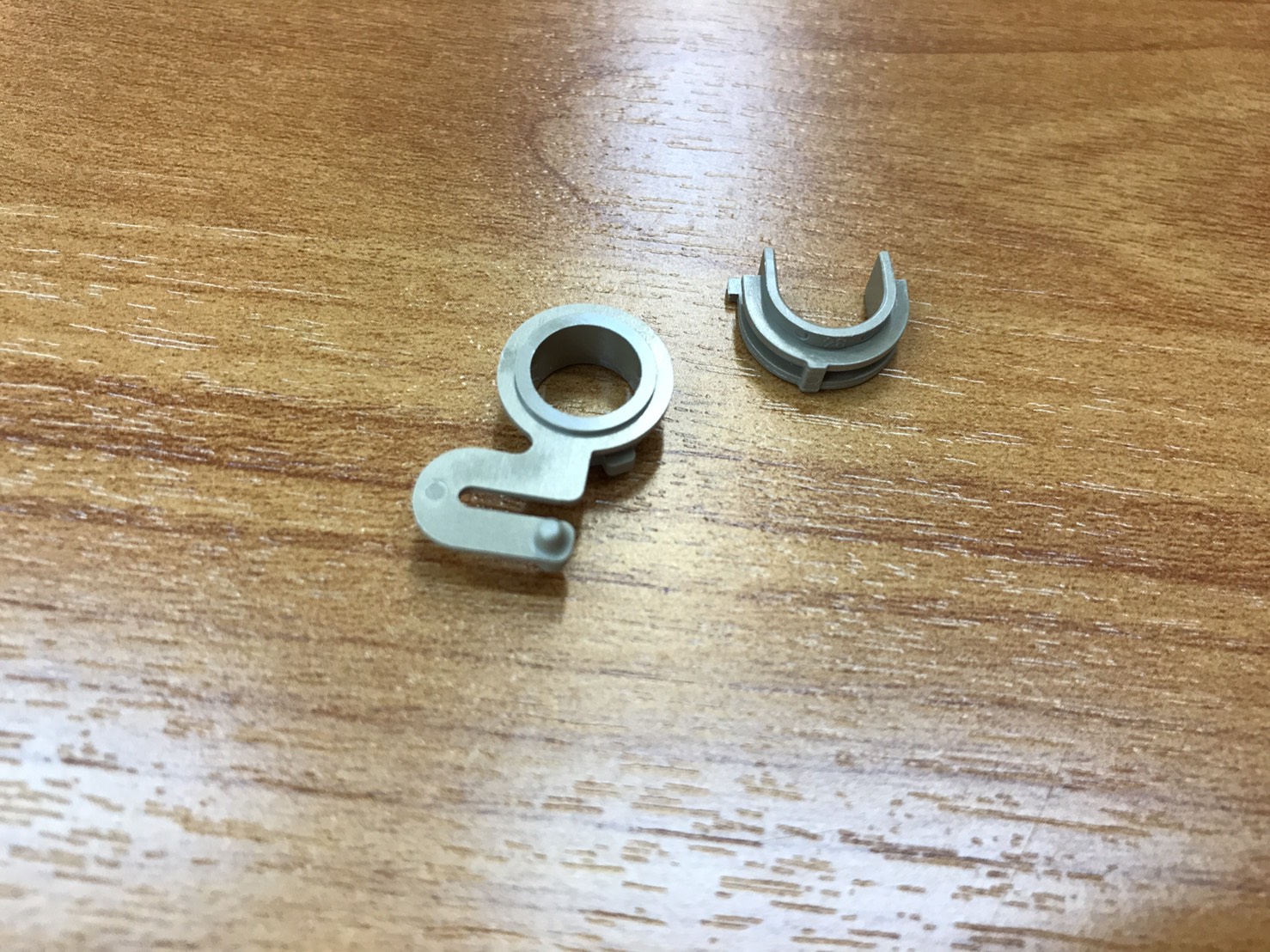 Bushing Left + Right (บ่ารองลูกยาง) HP 2420/2430/1160/1320/P3005