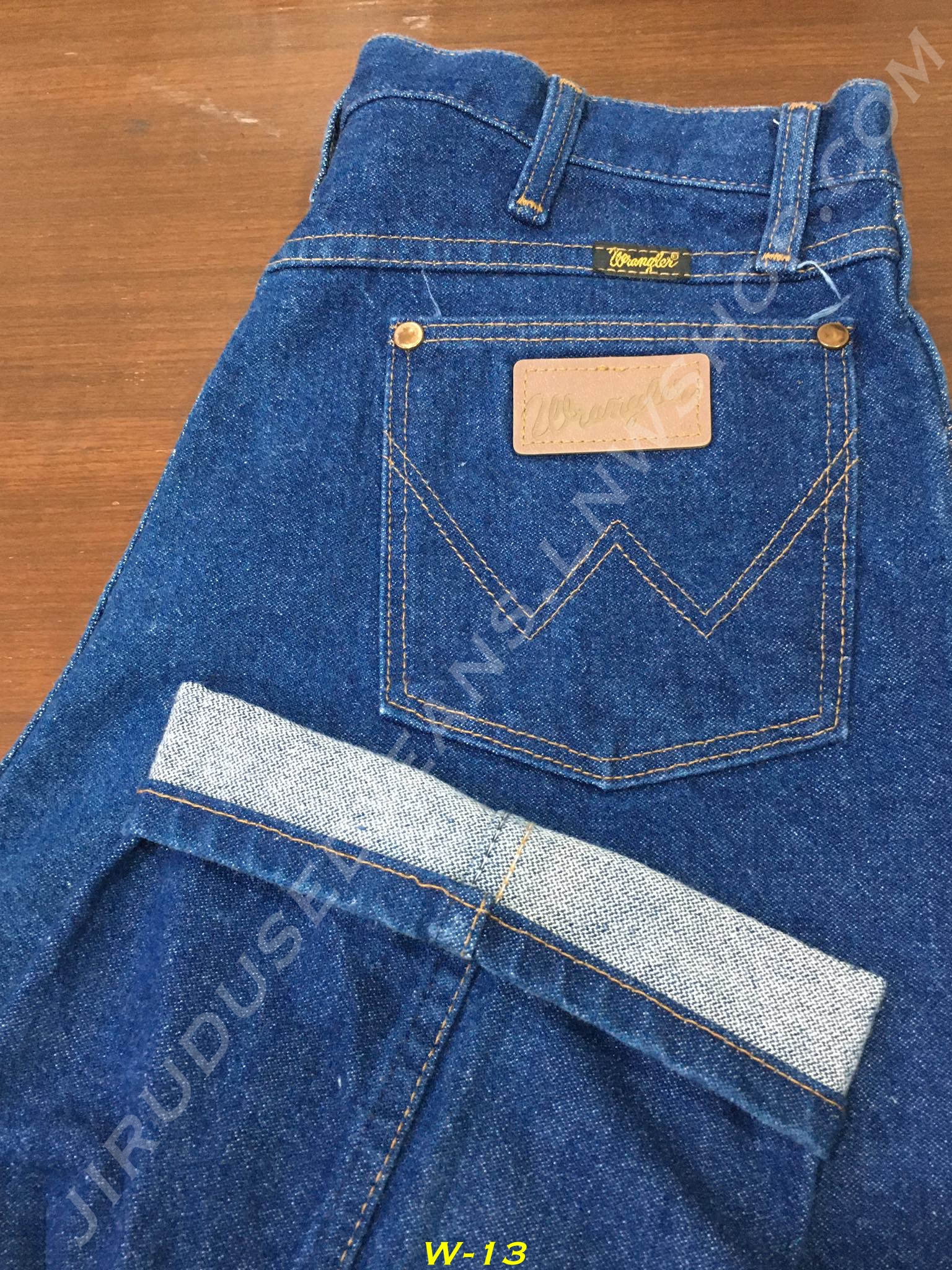 13. กางเกงยีนส์แรงเลอร์ Wrangler - 13MWZ กระบอกตรง เอว 33 ยาว 32 Made in USA