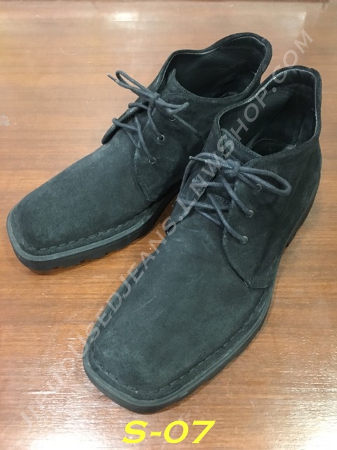 7. รองเท้า Salvatore Ferragamo มือสอง - Chukka Ankle Boots หุ้มข้อ หนังกลับ สีดำ 26cm Made in Italy