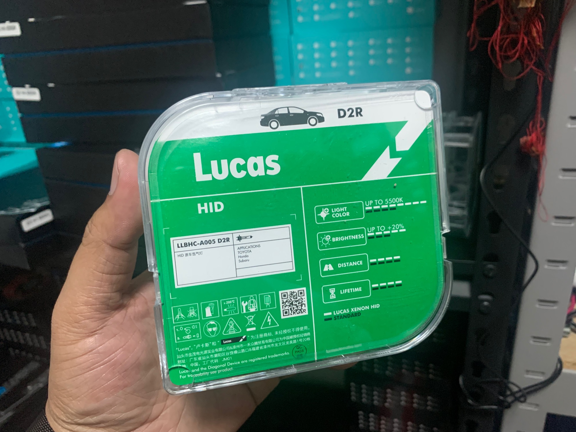 LUCAS HID Xenon bulb 2 หลอด สำหรับรถยนต์ซีนอลโรงงานตรงรุ่น ขั้ว D2S D2R D3S D8S D4S +20% 5500K