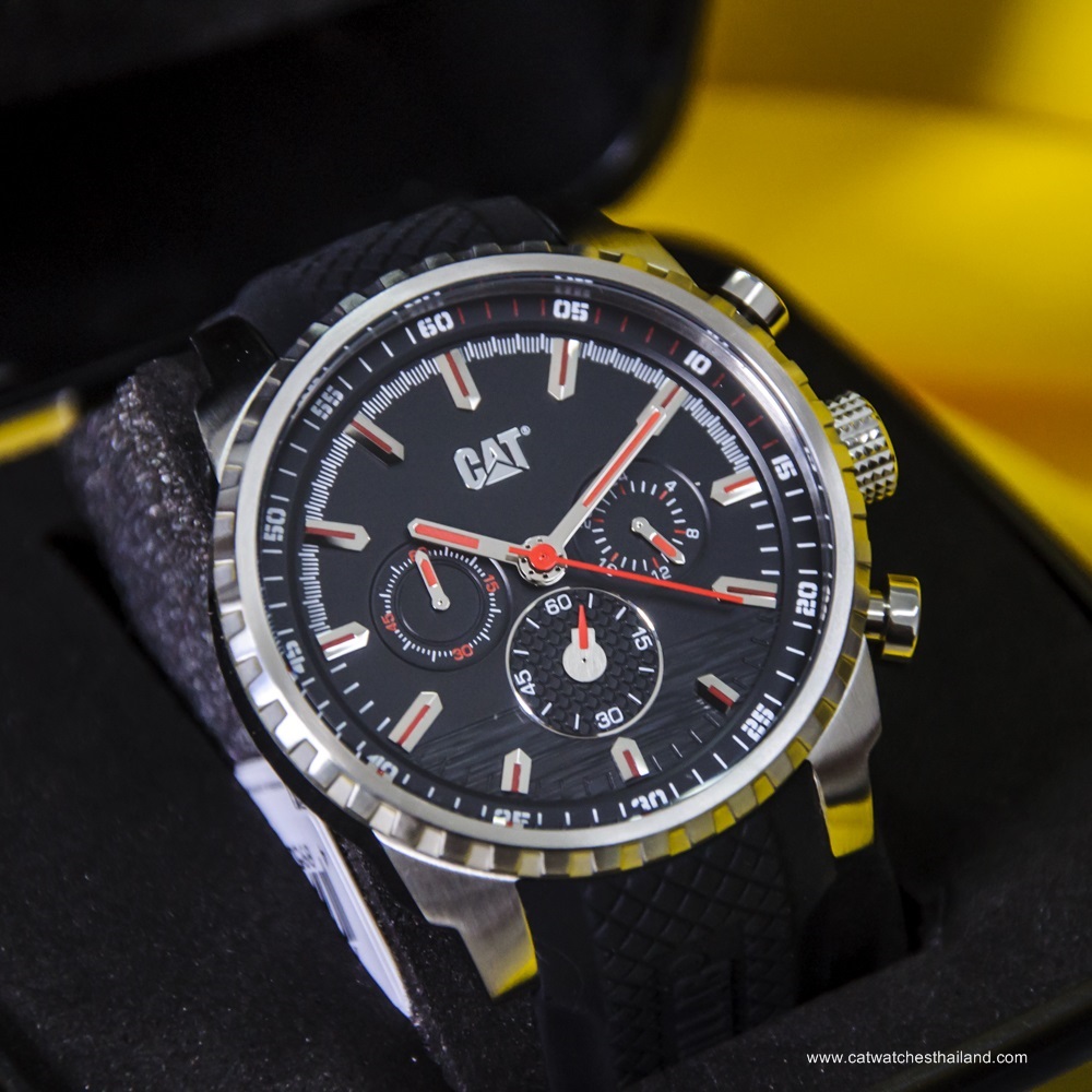 นาฬิกาข้อมือ CAT รุ่น PODIUM chrono รหัส AE.143.21.138 ตัวเรือนสแตนเลส สายยางซิลิโคนแบบนุ่ม ระบบโครโนกราฟ เข็มใช้งานได้จริง กันน้ำ 100 m หน้าปัด 45 mm หนา 12 m มาพร้อมกล่อง ใบประกันบริษัทแม่และศูนย์ไทย 1 ปี แถมเสื้อฟรี 1 ตัว