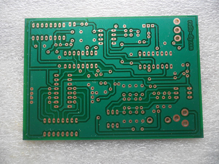 ชุดคิทเครื่องส่ง AM แบบ PLL 531 KHz – ประมาณ 1400 KHz กำลังส่งต่ำเพื่อการศึกษา