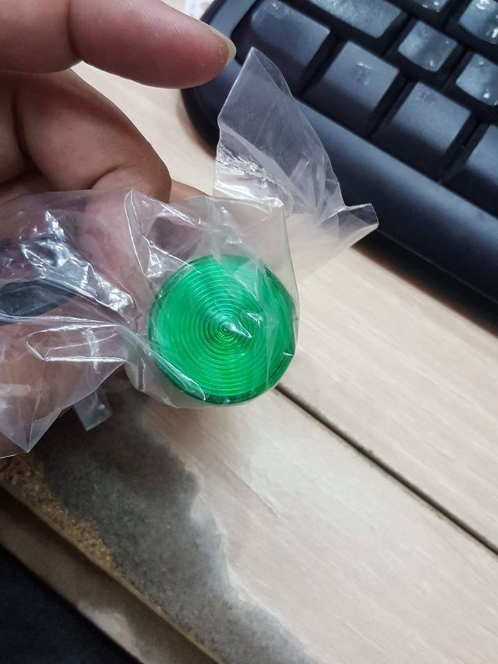 รุ่นXB7-EV0-MP-220VACไพลอตแลมป์สีเขียว220VACpilot lamp GREENไพลอตแลมป์ราคาตัวล่ะ