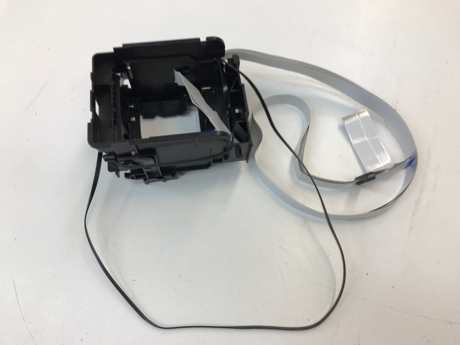 "สายพานหัวพิมพ์ตำแหน่ง 701 มันจะมีสายพานเส้นยาว สายแพร กับคาริเอท" CR ASSY.,SEC EPSON WF-7511/WF-7011