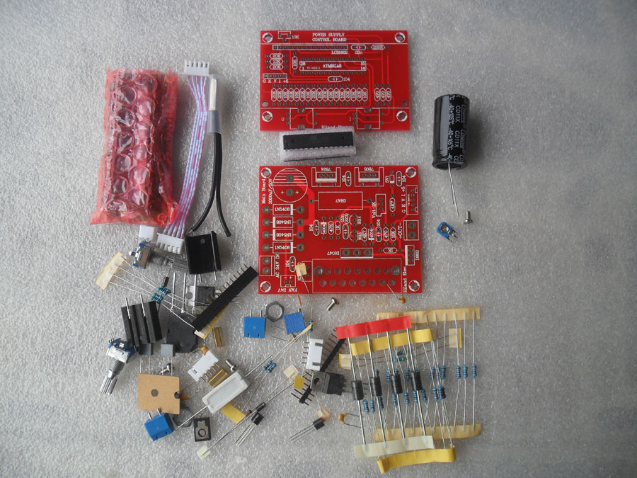 ชุดคิทวงจร Regulator 0-28V 1mA-2A มีหน้าจอ ปรับค่ากระแสและแรงดันได้ (แบบยังไม่ได้บัดกรี)