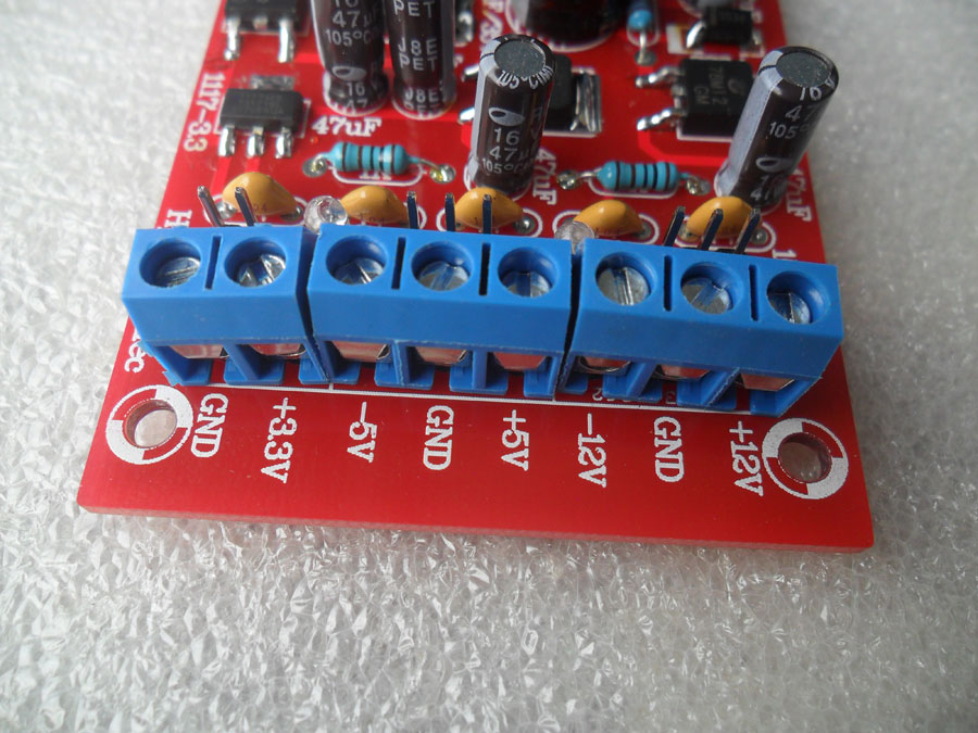 ชุดจ่ายไฟหลาย output สำหรับวงจรกำเนิดความถี่เสียง แบบ DDS 1 ถึง 65,535 KHz (แบบยังไม่ได้บัดกรี)