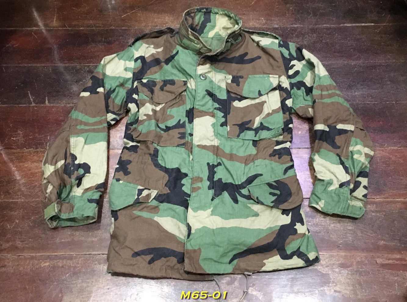 1. เสื้อทหาร M65 Field Jacket ลายพราง ปี 1983 ของแท้ Size: X-Small Regular