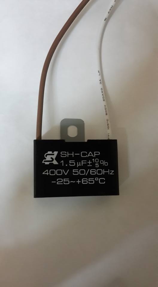 C1.5UF400WVACคอนเดนเซอร์คาปาซิสเตอร์เหลี่ยมสีดำยี้ห้อSK