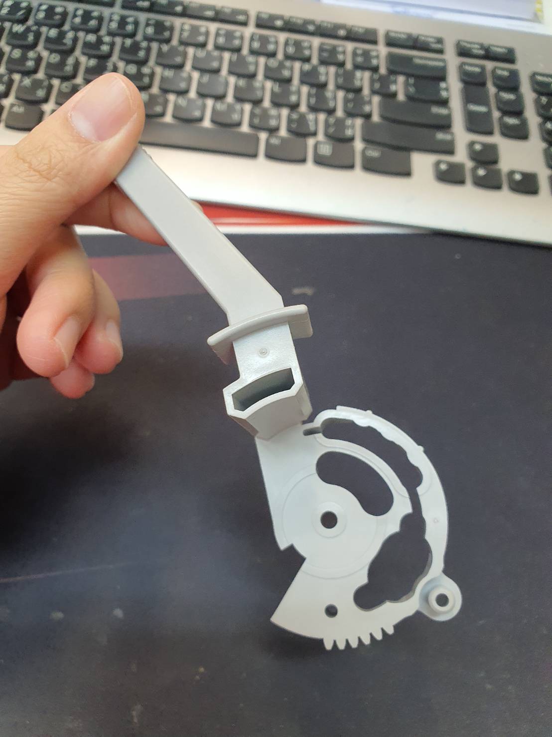 "คันโยก" LEVER,RELEASE EPSON LQ590II "ตำแหน่งที่ 590"