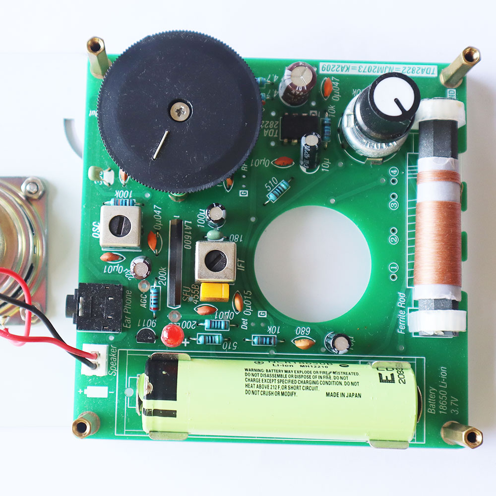 ชุดคิทเครื่องรับวิทยุ AM ใช้ IC เบอร์ LA1600 (ยังไม่บัดกรี)
