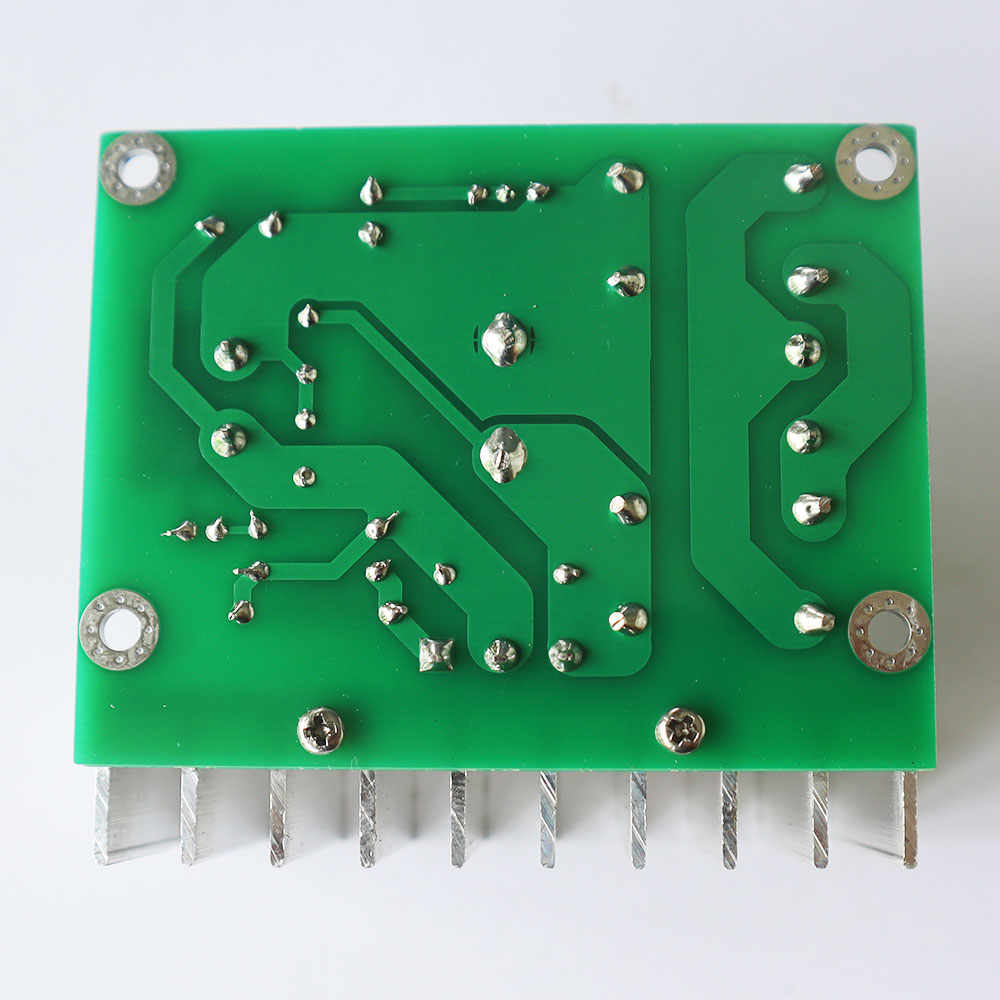 วงจร Regulator แบบ linear ใช้ IC เบอร์ LT1083CP 7 A