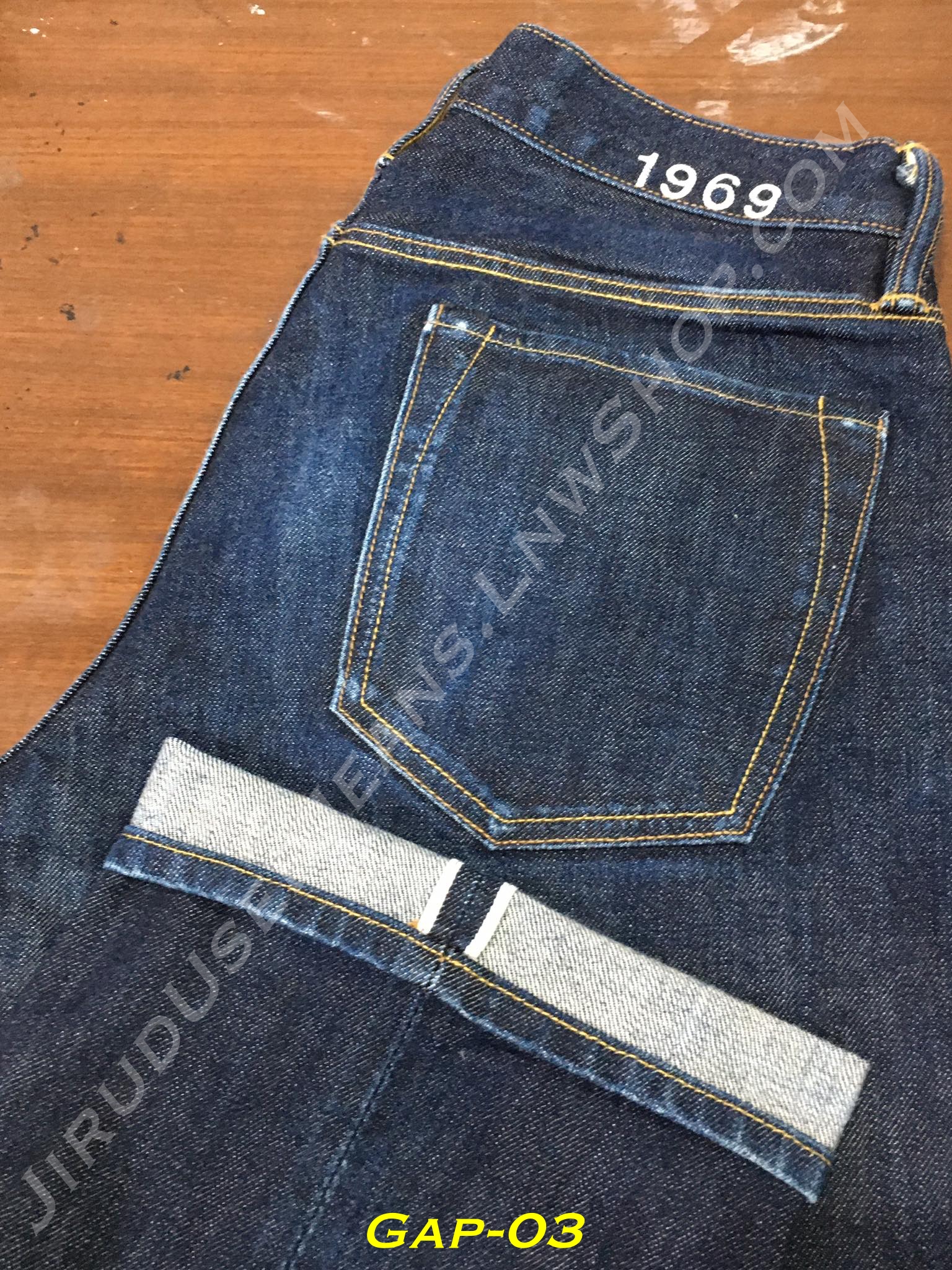 3. Gap 1969 - Straight กระบอกตรง ผ้าดิบ 13oz. ริมแดง เอว 31 ยาว 30