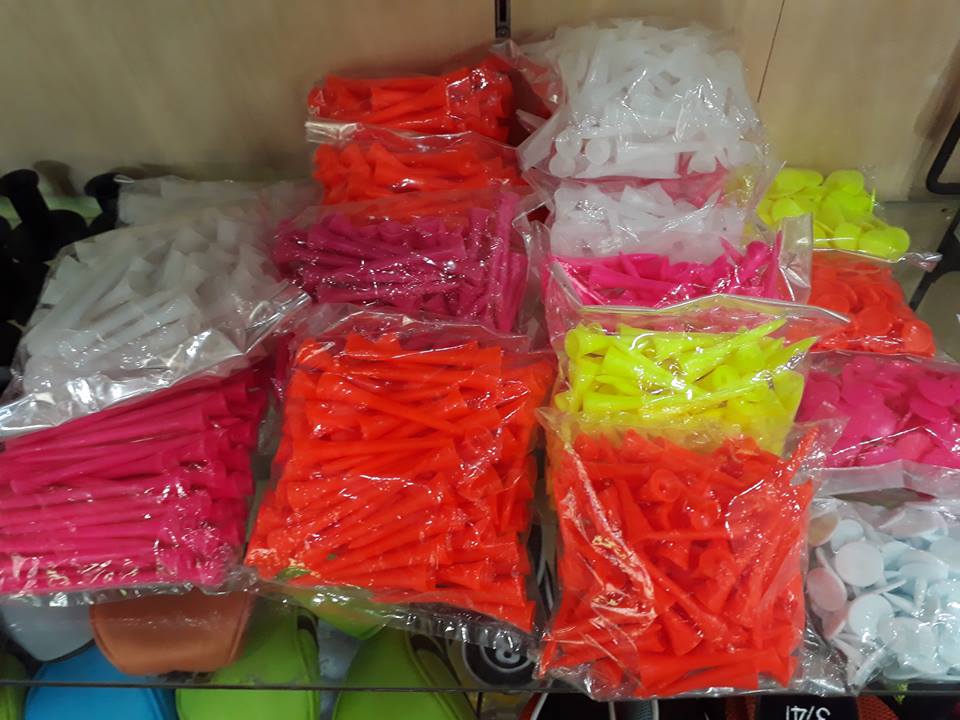 ทีกอล์ฟพลาสติก