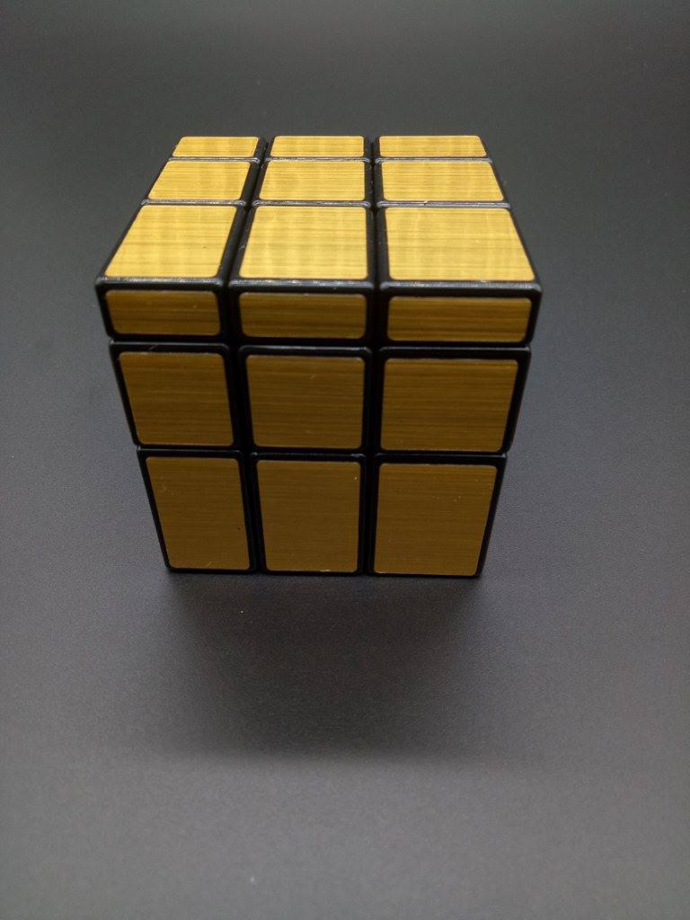 รูบิค Rubik shenshou mirrorcube gold 3x3 ของแท้ เล่นลื่น เล่นสนุก มาพร้อมคู่มือในกล่่อง Rubikmall จำหน่ายของแท้เท่านั้น Rubik.รูบิค.รูบิก