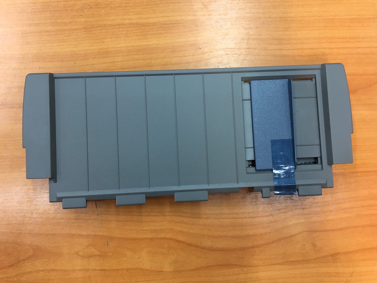 "ถาดป้อนกระดาษ A4" EDGE GUIDE ASSY EPSON LQ-630