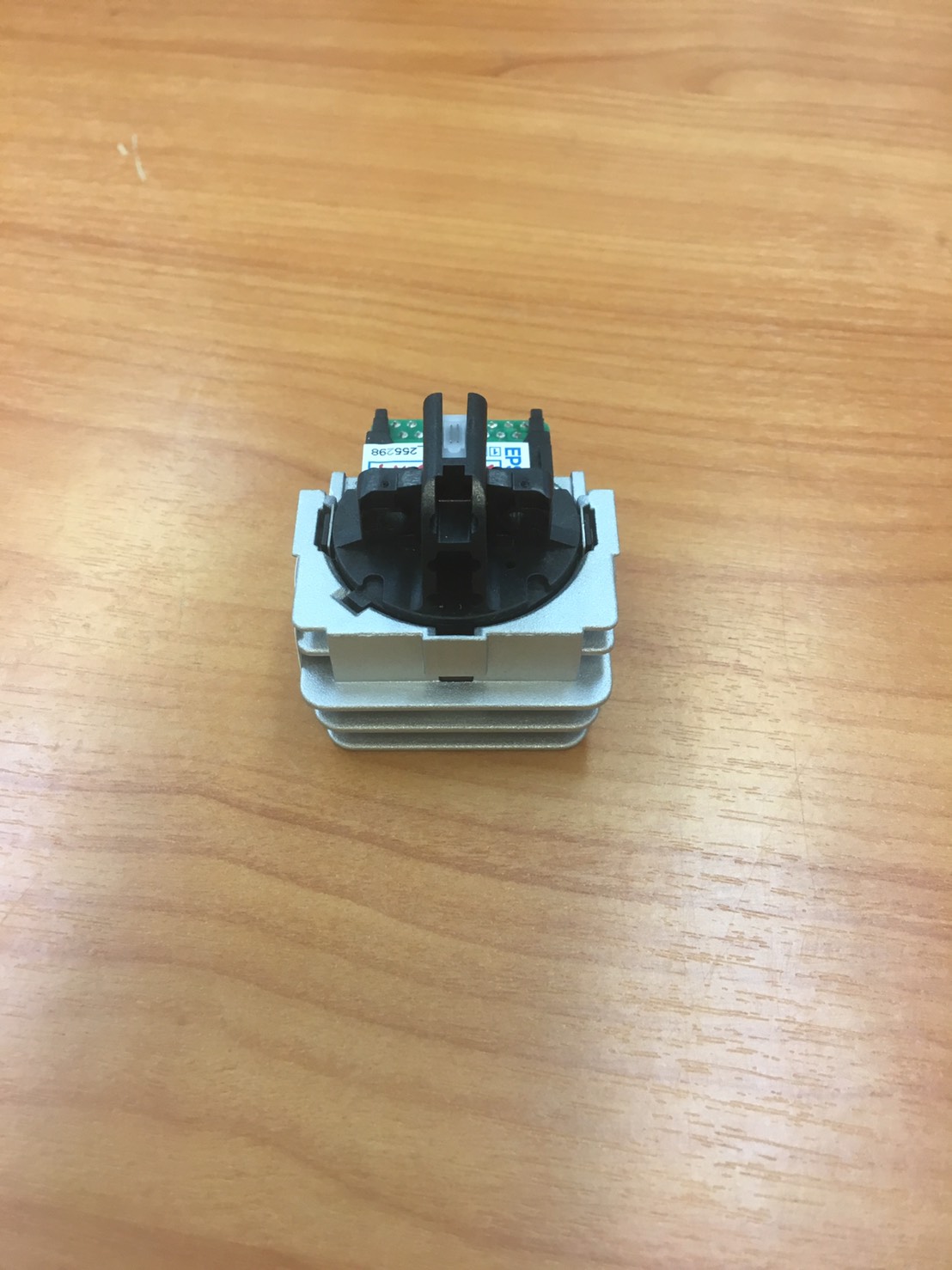 "หัวพิมพ์ใหม่" PRINTHEAD NEW. EPSON LQ-300+/LQ-300+II