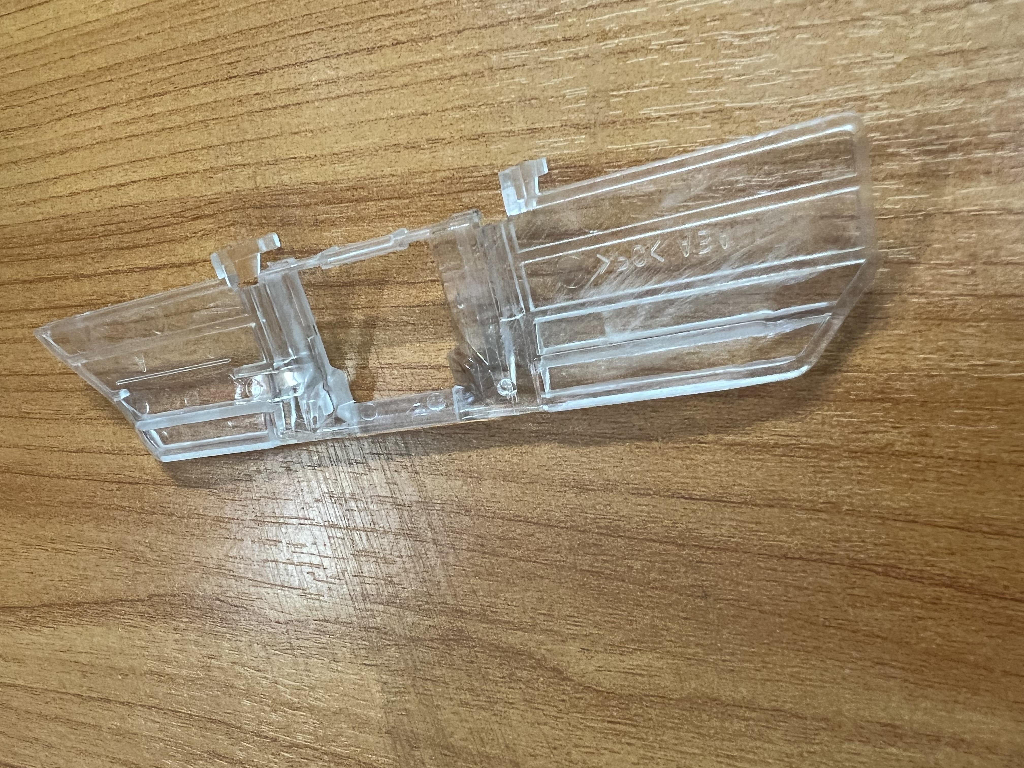 "พลาสติกรองหน้าหัวพิมพ์" HOLDER RIBBON MASK EPSON LQ2090II