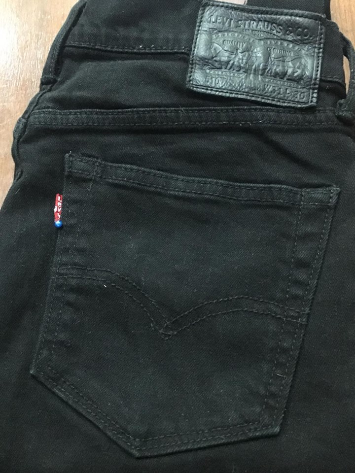 1. Levi's 510 กระบอกเล็ก สีดำ เอว 31 ยาว 29