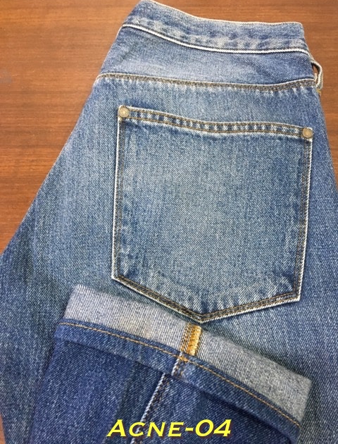 4. Acne Studios – Max Vintage Blue เอว 30 ยาว 26.5