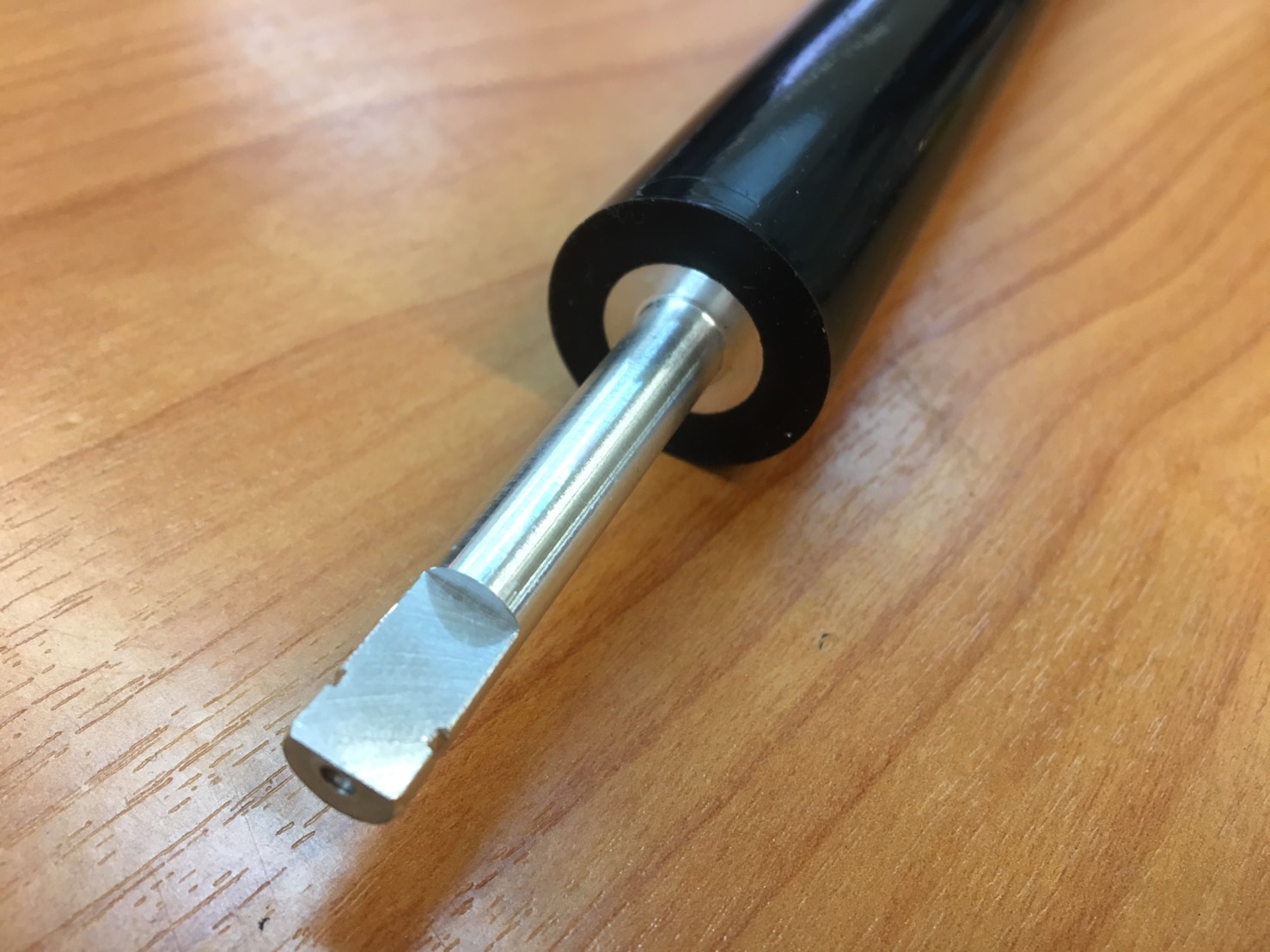 "ลูกยางรีดร้อน" PRESSURE ROLLER HP P3015 ORIGINAL