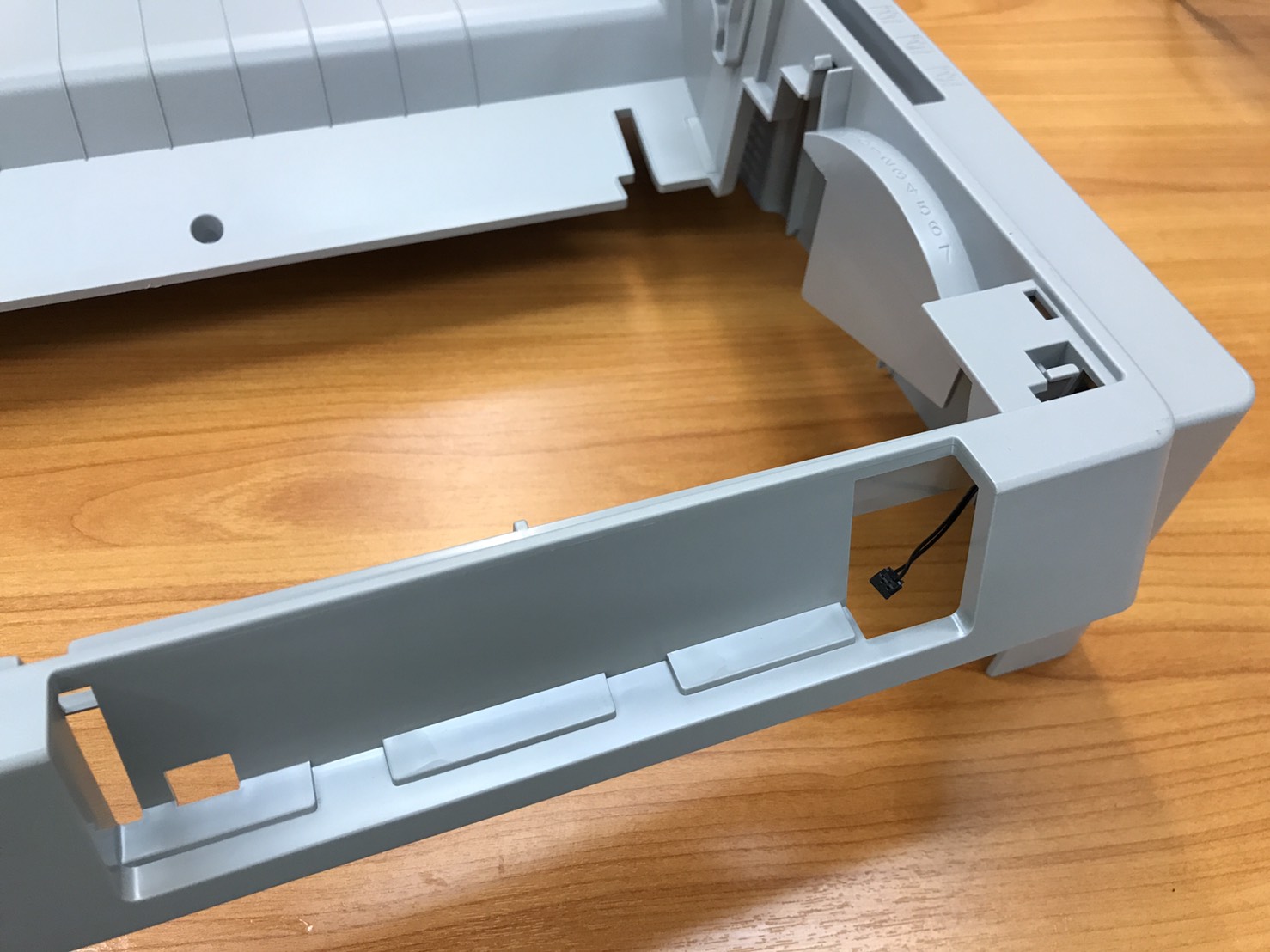 "โครงบอดี้ท่อนบน" Housing Assy Upper EPSON LQ-2190