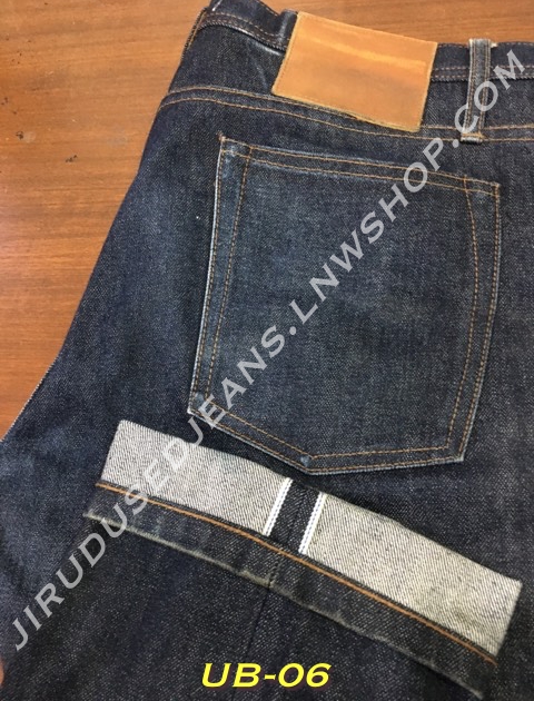 6. The Unbranded UB201 เอว 36 ยาว 34 Tapered Fit 14.5oz ริมน้ำเงิน