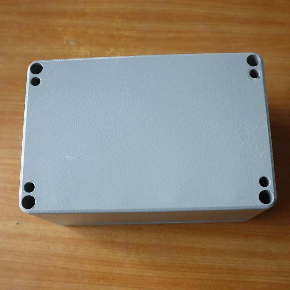 กล่องอลูมิเนียมกันน้ำ IP66 สีเทา ขนาด 150 X 100 X 80 มม.