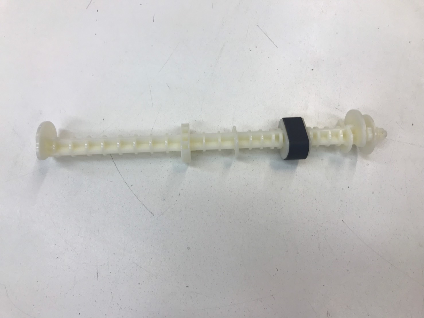 "ลูกยางดึงกระดาษ-บน เฉพาะแกนลูกยาง" SHAFT ROLLER LD ASSY EPSON L800/L805/T60 / AP-R290