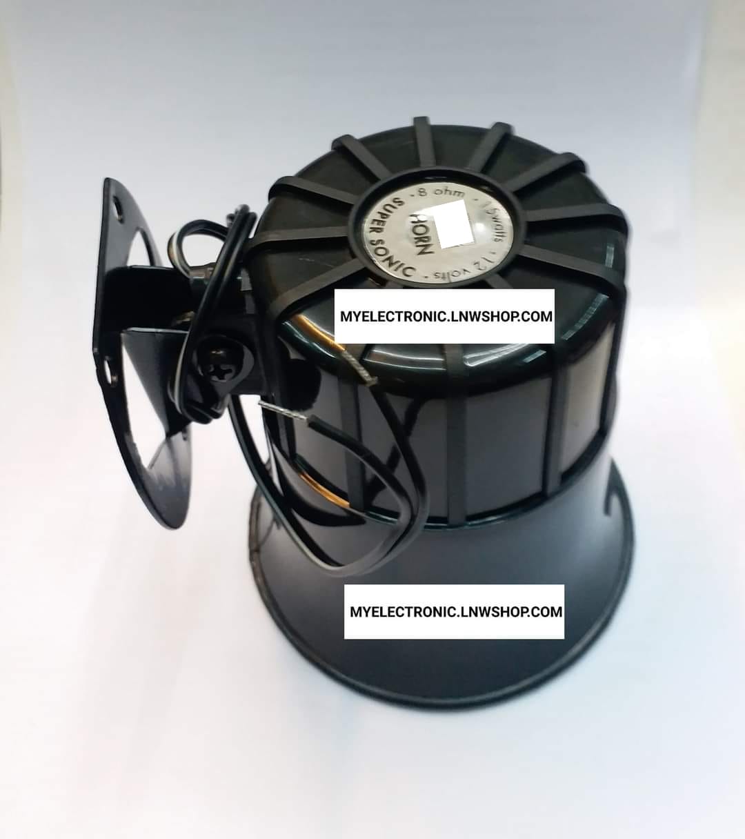 ขาย ลำโพงฮอนด์ 8โอห์ม40W ลำโพงฮอนด์ฟิวเจอร์คิท ลำโพงฮอนด์ 4นิ้ว 8โอห์ม 25W HORN SPEAKER SUPER SONIC 8 OHM 25W ATT ยี่ห้อ โครงงาน นักเรียน นักศึกษา ราคา ตัวละ . . . . หน่วย บาท