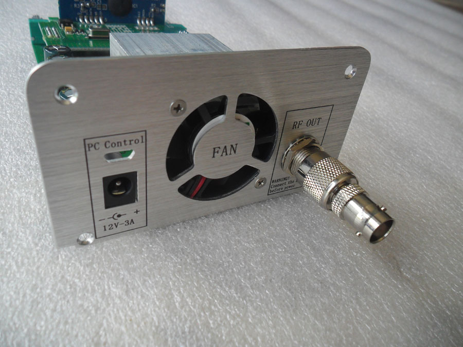 บอร์ดเครื่องส่งวิทยุ FM 76-108 MHz กำลังส่ง 6 วัตต์ (เฉพาะตัวเครื่อง ไม่มีกล่อง)