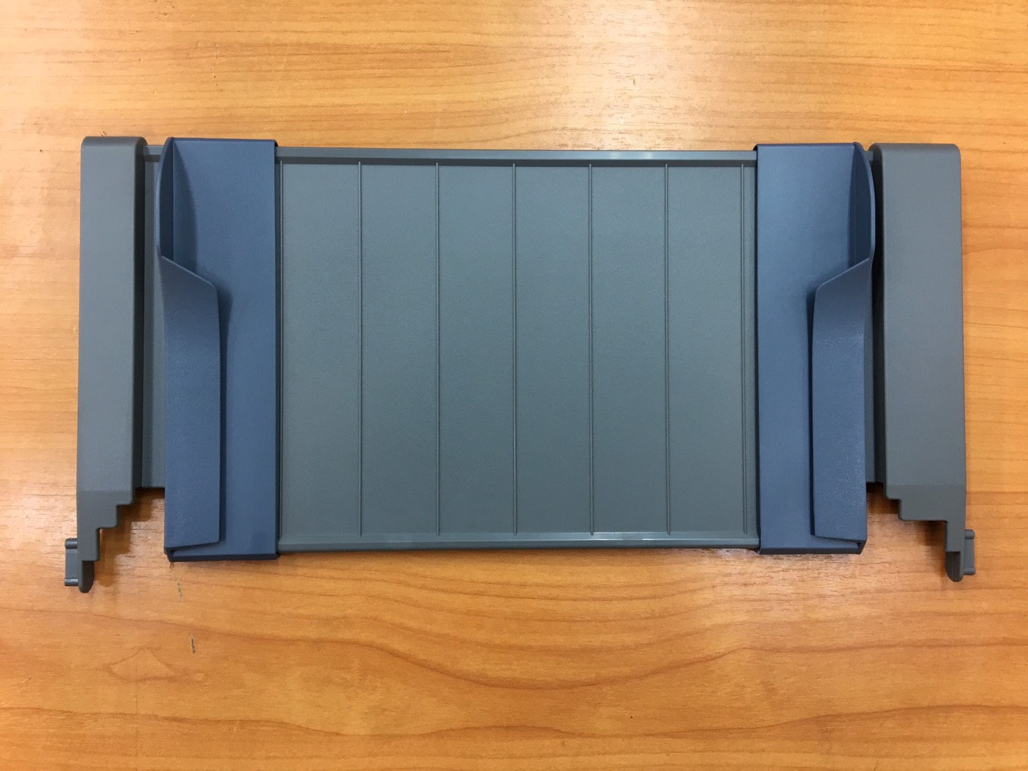"ถาดป้อนกระดาษ A4 ด้านหลัง" SHEET GUIDE ASSY EPSON LQ-590