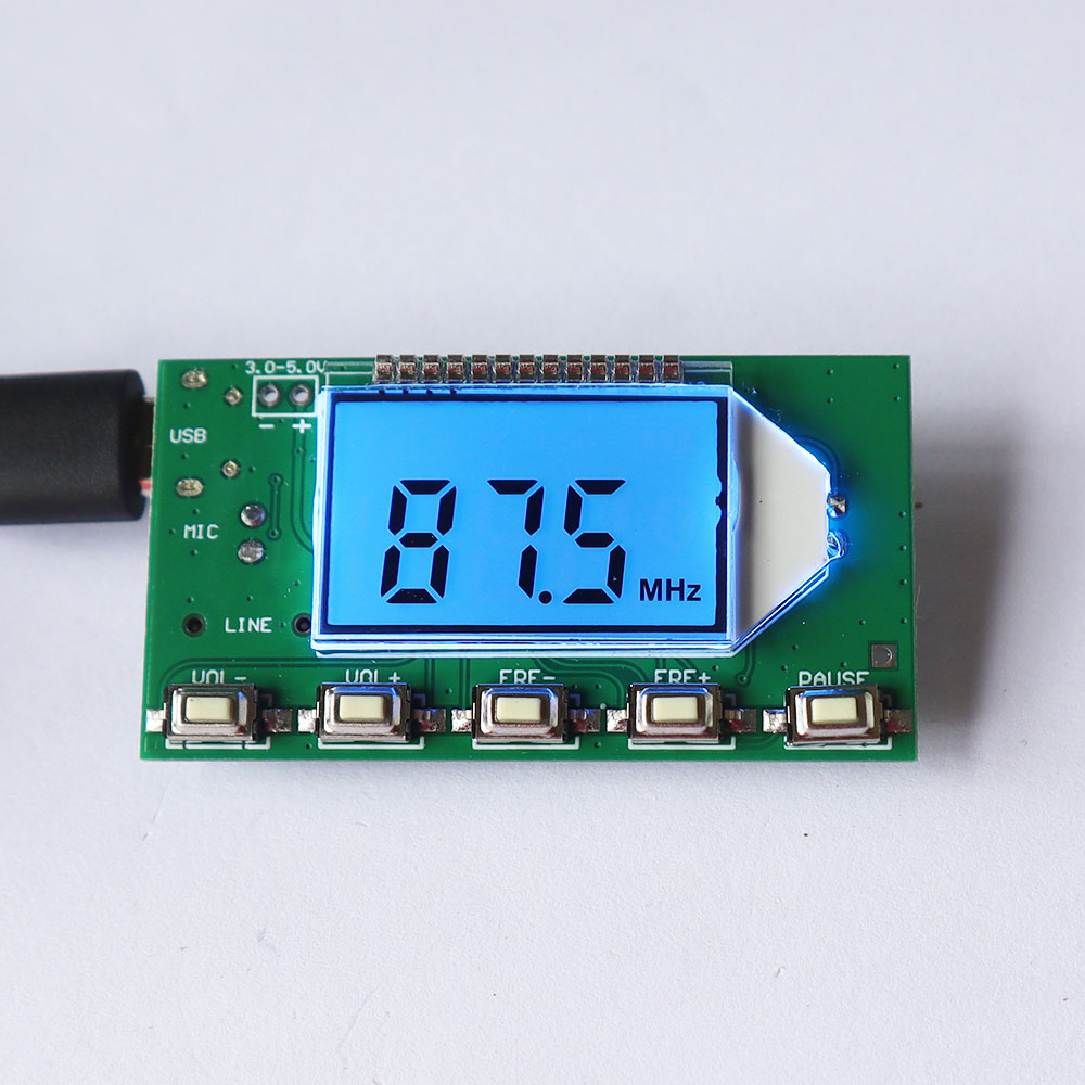 โมดูลเครื่องส่งวิทยุ FM ขนาดเล็ก 76-108 MHz ใช้ไฟเลี้ยง 5 โวลต์