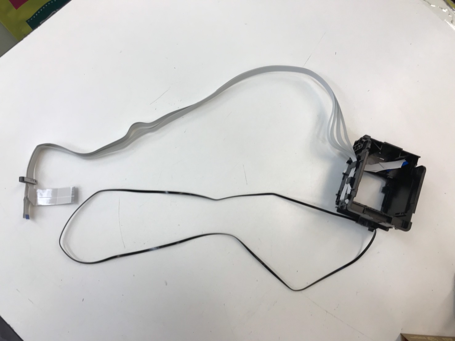 "สายพานหัวพิมพ์ตำแหน่ง 701 มันจะมีสายพานเส้นยาว สายแพร กับคาริเอท" CR ASSY.,SEC EPSON WF-7511/WF-7011