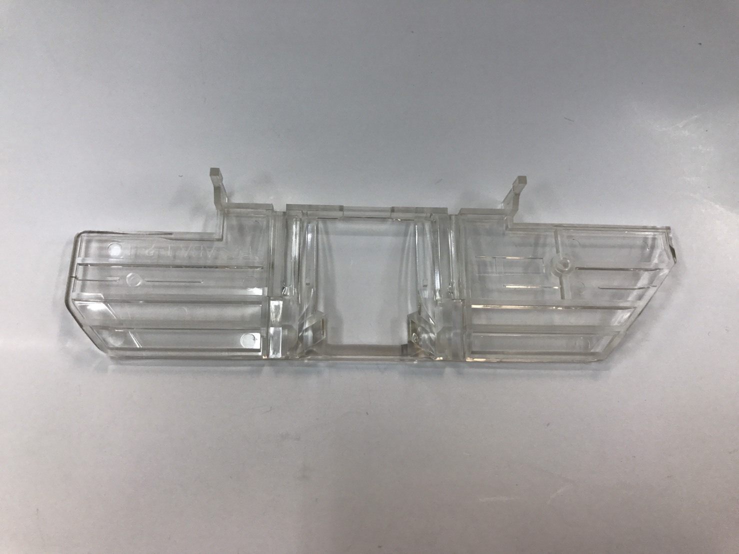 "พลาสติกกั้นหัวพิมพ์" HOLDER RIBBON MASK EPSON LQ-2180i