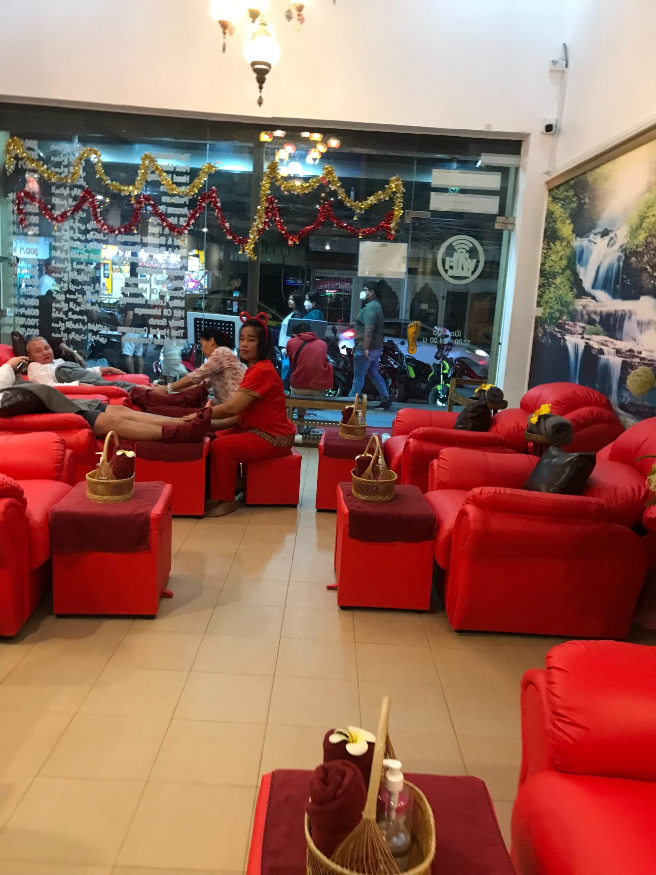 เก้าอี้นวดเท้ารุ่นแขนกาง ชุด 3 ชิ้น 💥PU -PQ065-21 สีแดง💥 ราคายังไม่รวมค่าส่ง เลือกสีอื่นได้ทางช่องแชทไลน์ค่ะ