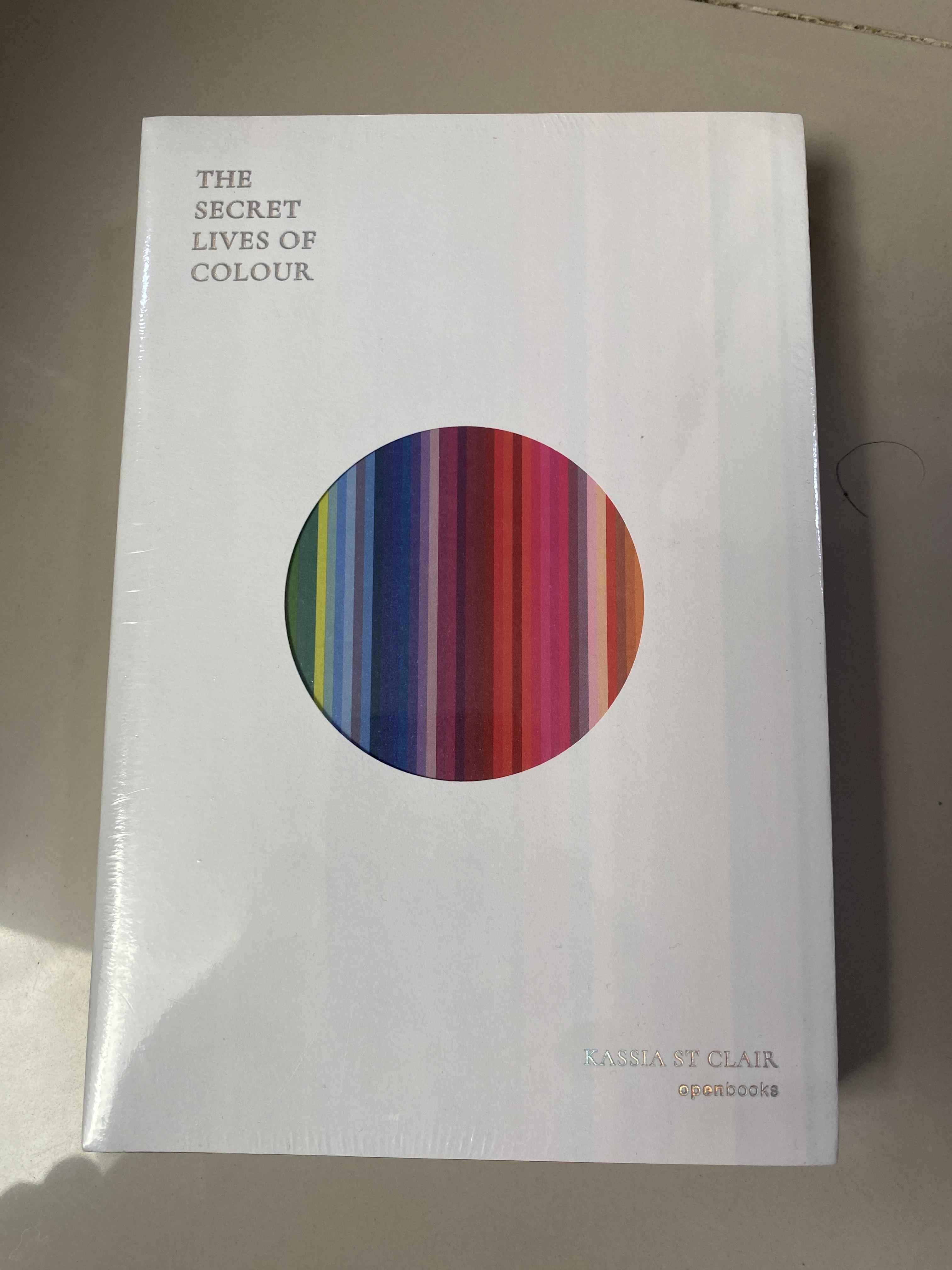 มหัศจรรย์แห่งสี The Secret Lives of Colour / แคสเซีย เซนต์แคลร์