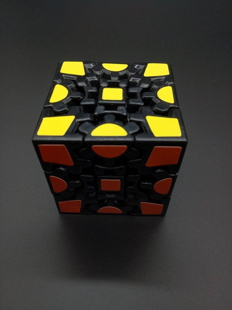 Gear cube 3D