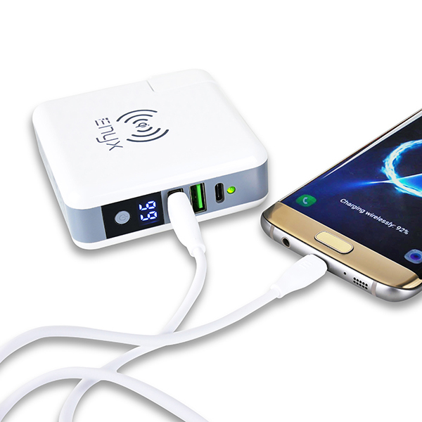 พาวเวอร์แบงค์ ENYX 3in1 Charger