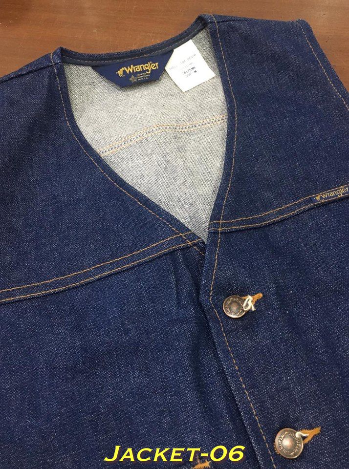 เสื้อกั๊กยีนส์ Wrangler 74175NV Size M อก 29 Made in USA