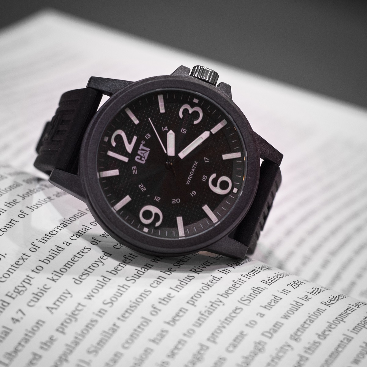 GROOVY BLACK WHITE LF.111.21.131