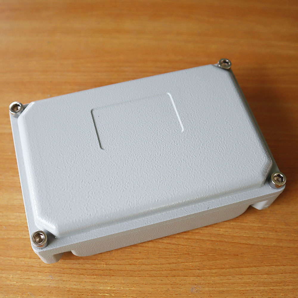 กล่องอลูมิเนียมกันน้ำ IP66 สีเทา ขนาด 145 X 100 X 45 มม.