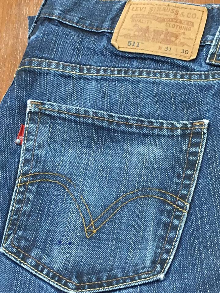 Levi's 511 Skinny เอวต่ำกว่าระดับเอว กระบอกเล็กคล้ายขาเดฟ Made in China ป้าย R เอว 31 ยาว 30