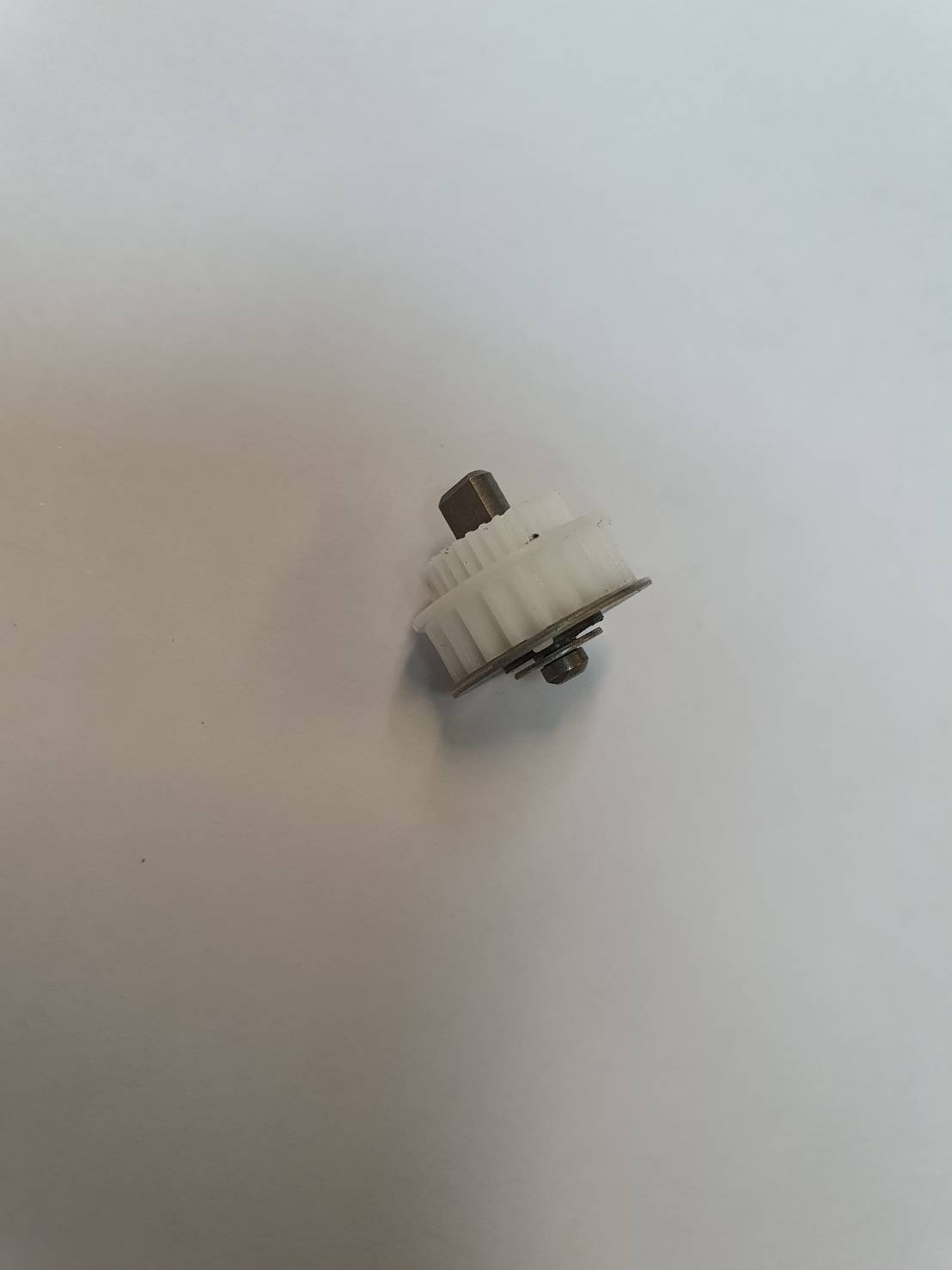 "เฟืองขับผ้าหมึก" PULLEY ASSY.,DRIVEN;B EPSON LQ-300+/LQ-300+II "ตำแหน่งที่ 516"