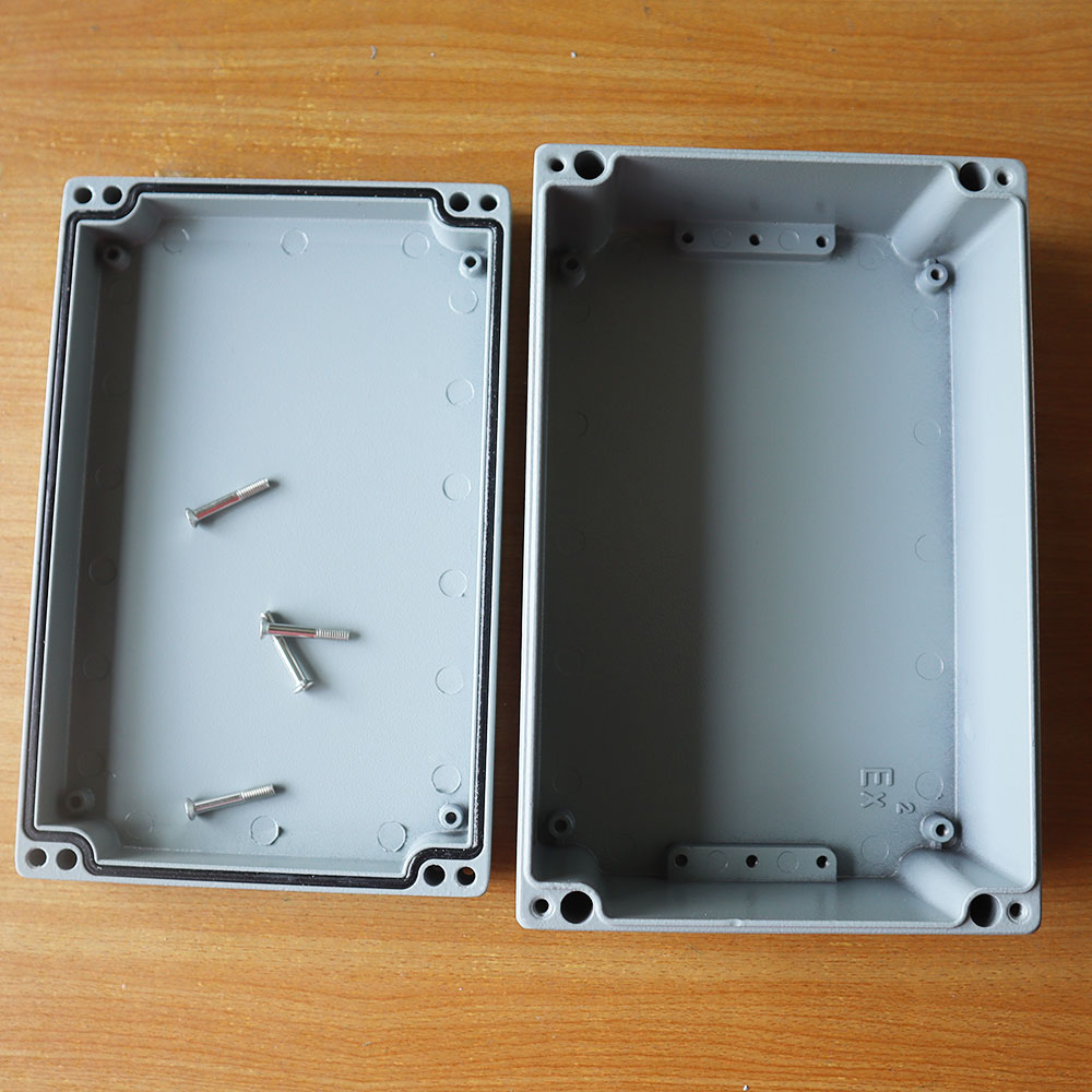 กล่องอลูมิเนียมกันน้ำ IP66 สีเทา ขนาด 200 X 130 X 78 มม.