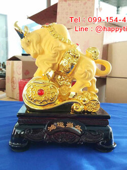 รูปปั้นกระทิงตั้งโต๊ะ ของขวัญขึ้นบ้านใหม่คนเกิดปีวัวกระทิง