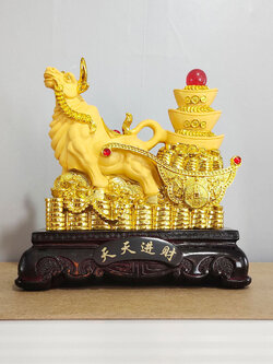 วัวกระทิงทอง ของขวัญขึ้นบ้านใหม่สำหรับคนเกิดปีฉลู